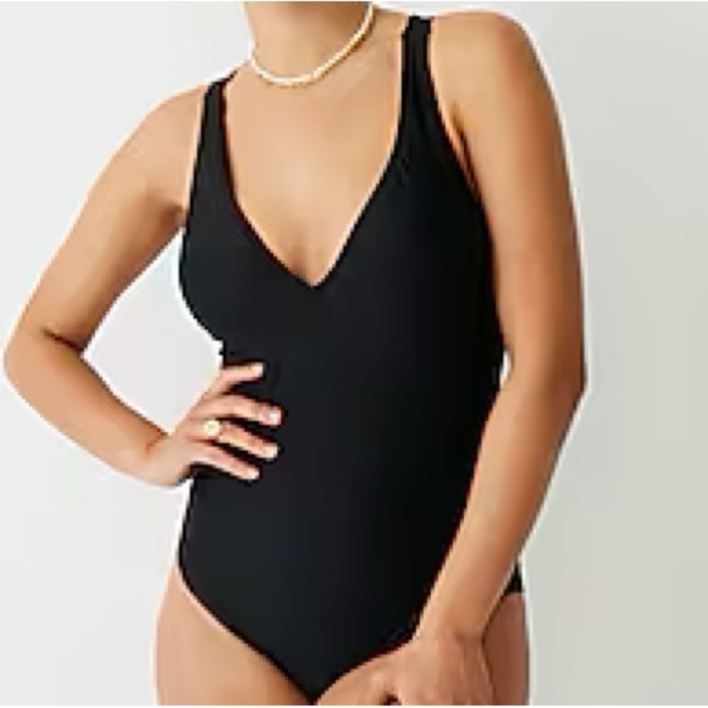 J.Crew Black High Support Deep V-Neck, Cross-Back One-Piece Swimsuit in Size 24